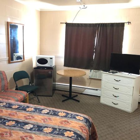 Bluebird Motel Innisfail Kültér fotó