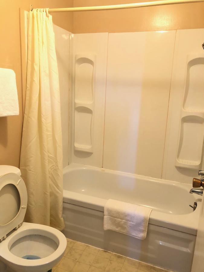Bluebird Motel Innisfail Kültér fotó