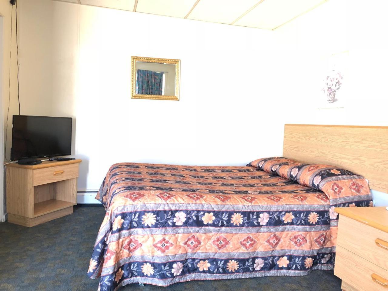 Bluebird Motel Innisfail Kültér fotó