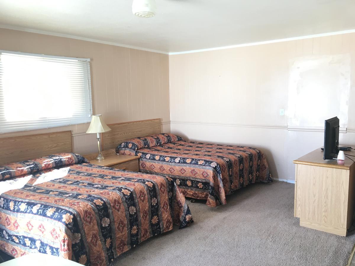 Bluebird Motel Innisfail Kültér fotó