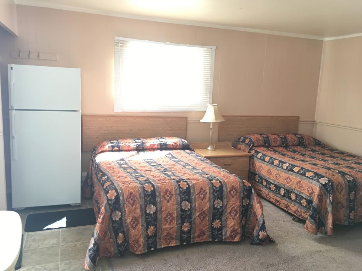 Bluebird Motel Innisfail Kültér fotó